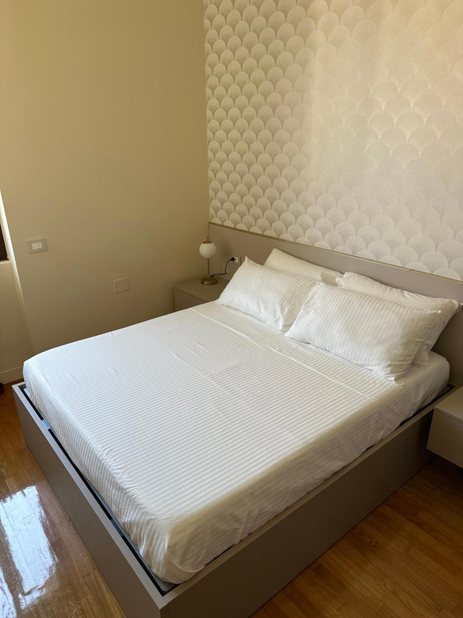 Casa Bella 16 - 8 Min To Metro, 15 Min To Lin Airport, University Area Milán Exterior foto